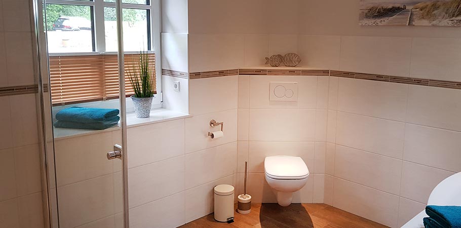 Ferienhaus Badezimmer